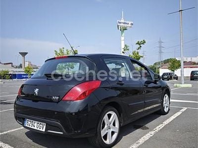 Usado Peugeot 308 Premium 136 CV (100 kW) 2008 Negro Berlina