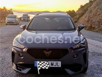 Usado Cupra Formentor 150 CV (110 kW) 2023 Gris / plata SUV