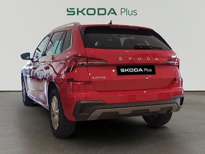 Rojo Usado 2024 Skoda Kamiq Selection SUV | 21.990 € (Un poco caro)