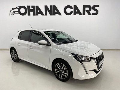 Używany Peugeot 208 Allure 100 KM (73 kW) 2020 Biały Hatchback