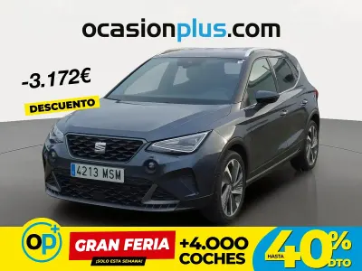 Usado Seat Arona FR 150 CV (110 kW) 2024 Gris SUV