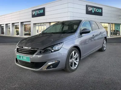 Usado Peugeot 308 Allure 120 CV (88 kW) 2015 Gris Berlina