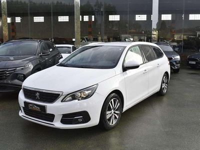 Usado Peugeot 308 SW Style 131 CV (96 kW) 2021 Blanco Familiar