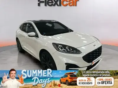 Usado Ford Kuga ST-Line X 225 CV (165 kW) 2021 Blanco SUV