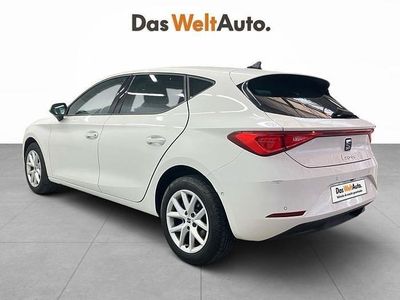 Blanco Usado 2024 Seat Leon Style | 20.700 € (Precio justo)