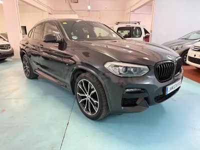 Usado BMW X4 Comfort Edition 190 HP (139 kW) 2020 Preto SUV