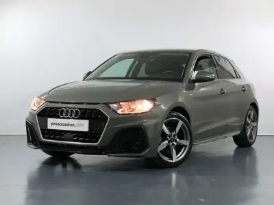 Usado Audi A1 Sportback 116 CV (85 kW) 2020 Gris Utilitario