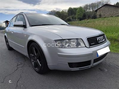 Gris / plata Usado 2002 Audi A4 Familiar | 5600 € (Caro)