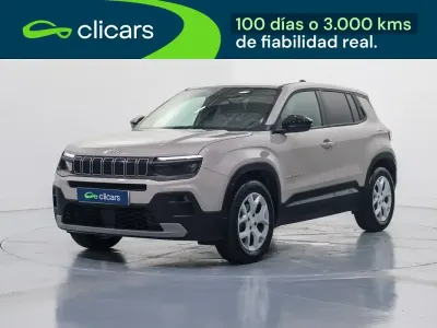 Usado Jeep Avenger Altitude 100 CV (73 kW) 2025 Gris SUV