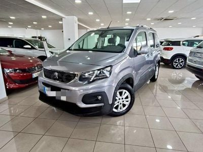 Usado Peugeot Rifter Allure 100 CV (73 kW) 2018 Gris / plata Monovolumen
