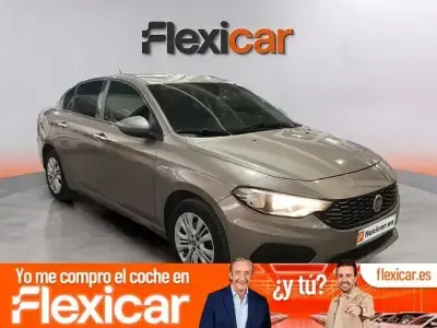 Usado Fiat Tipo Lounge 95 CV (69 kW) 2017 Marrón Berlina