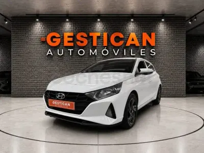 Usado Hyundai i20 84 CV (61 kW) 2022 Blanco Utilitario