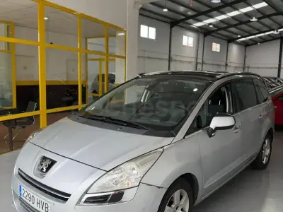 Usado Peugeot 5008