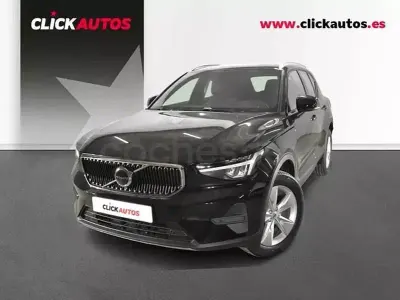 Begagnad Volvo XC40 Core 163 HK (119 kW) 2025 Svart SUV