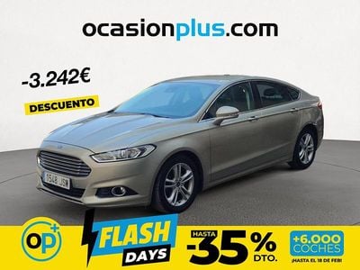 Usado Ford Mondeo Titanium 160 CV (117 kW) 2016 Gris plata Berlina