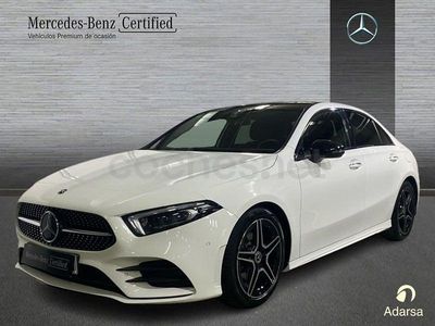 Usado Mercedes A180 AMG line 116 CV (85 kW) 2019 Blanco polar Berlina