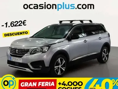 Usado Peugeot 5008 Allure 131 CV (96 kW) 2019 Plateado SUV