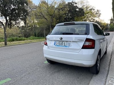 Usado Skoda Fabia Ambition 60 CV (44 kW) 2017 Blanco Berlina