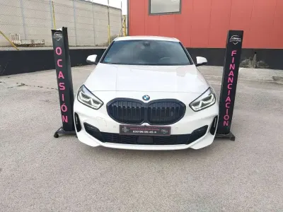 Usado BMW 116 M Sport 116 CV (85 kW) 2022 Blanco Utilitario
