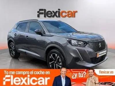 Usado Peugeot 2008 Allure 130 CV (95 kW) 2023 Gris SUV