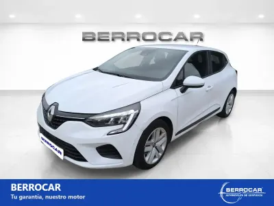 Usado Renault Clio Initiale Paris 140 CV (102 kW) 2021 Blanco Utilitario
