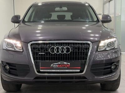 Usado Audi Q5 Premium 240 CV (176 kW) 2009 Gris / plata SUV