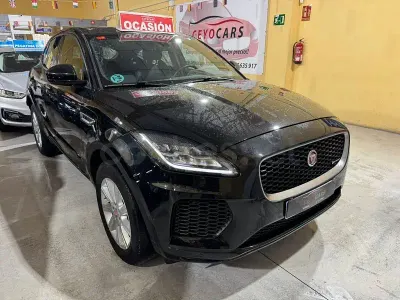 Usado Jaguar E-Pace R-Dynamic 249 CV (183 kW) 2018 Negro SUV
