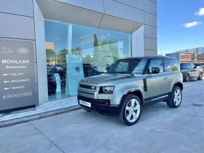 Usado Land Rover Defender HSE 400 CV (294 kW) 2025 Verde SUV