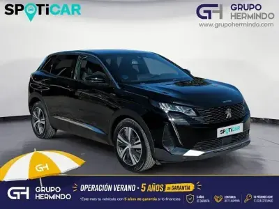 Usado Peugeot 3008 Allure 225 CV (165 kW) 2023 Negro SUV