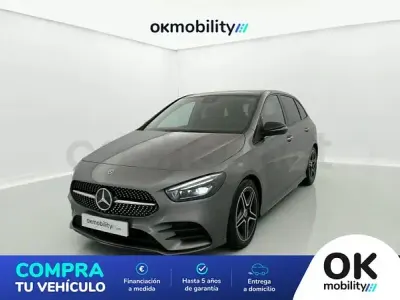 Usado Mercedes B200 150 CV (110 kW) 2022 Gris / plata Utilitario