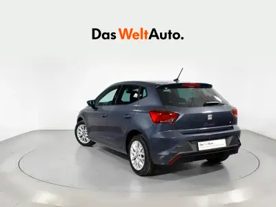Usado Seat Ibiza Style Plus 115 CV (84 kW) 2026 Gris Utilitario