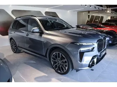 Usado BMW X7 Comfort Edition 352 CV (258 kW) 2026 Gris SUV