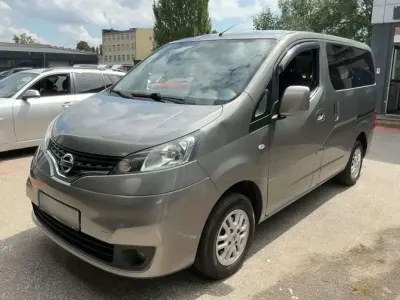 Usado Nissan NV200 Comfort 90 CV (66 kW) 2016 Marrón Monovolumen
