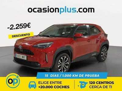 Rojo Usado 2024 Toyota Yaris Hybrid Active Recogida | 24.850 € (Precio justo)