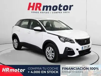 Usado Peugeot 3008 Active 130 CV (95 kW) 2021 Blanco SUV
