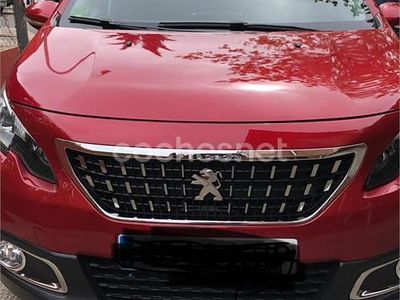 Usado Peugeot 2008 Style 110 CV (80 kW) 2018 Rojo SUV