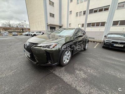 Usado Lexus UX Sport Line 199 CV (146 kW) 2025 Gris / plata SUV