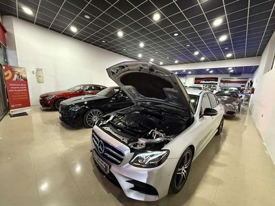 Gris Usado 2017 Mercedes E220 Familiar | 28.800 € (Caro)
