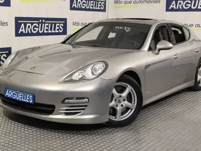 Begagnad Porsche Panamera 300 HK (220 kW) 2010 Grå Halvkombi