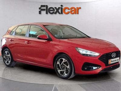 Rojo Usado 2024 Hyundai i30 Berlina | 17.890 € (Precio justo)