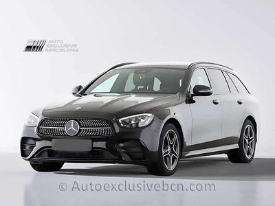 Negro Usado 2022 Mercedes E300 Familiar | 43.500 € (Un poco caro)