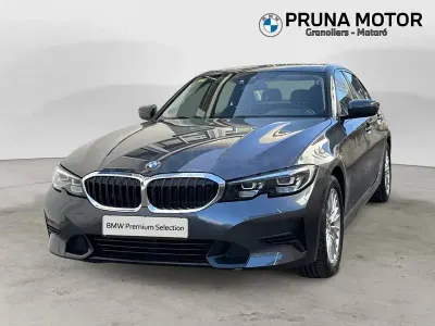 Usado BMW 320e Shadowline 190 CV (139 kW) 2021 Blanco Berlina