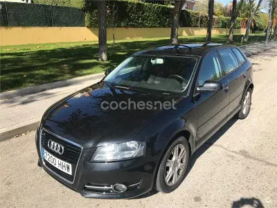 Usado Audi A3 Attraction 105 CV (77 kW) 2012 Negro Utilitario