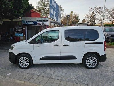 Usado Citroën Berlingo Feel 102 CV (75 kW) 2021 Blanco Monovolumen