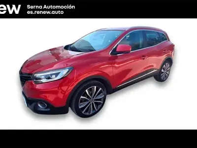 Usado Renault Kadjar Zen 132 CV (97 kW) 2017 Rojo SUV