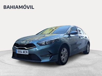 Usado Kia Ceed 100 CV (73 kW) 2022 Verde Utilitario