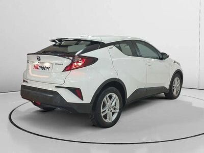 Begagnad Toyota C-HR Edition 140 HK (102 kW) 2023 Vit SUV
