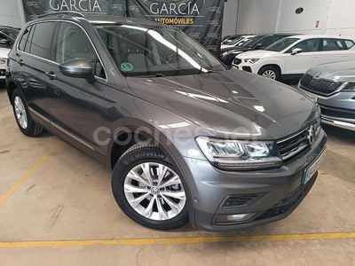 Gris / plata Usado 2019 VW Tiguan Advance SUV | 21.500 € (Precio justo)