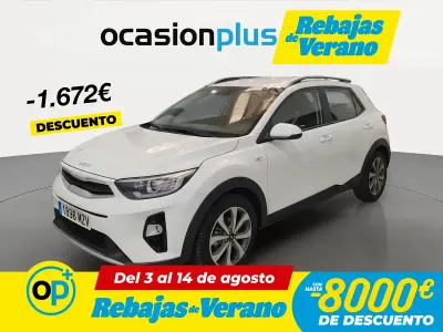 Usado Kia Stonic 100 CV (73 kW) 2025 Blanco SUV