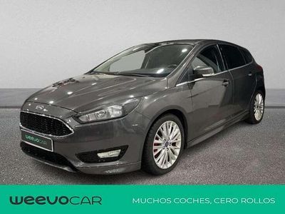 Gris Usado 2016 Ford Focus Trend Berlina | 8610 € (Precio justo)